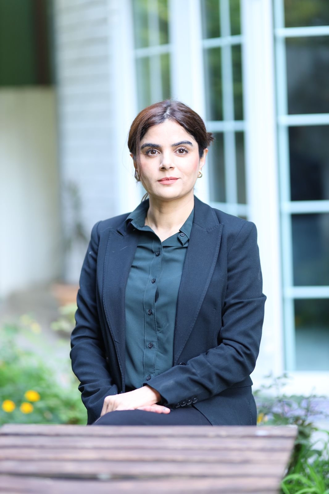 Dr. Aliya Khalid